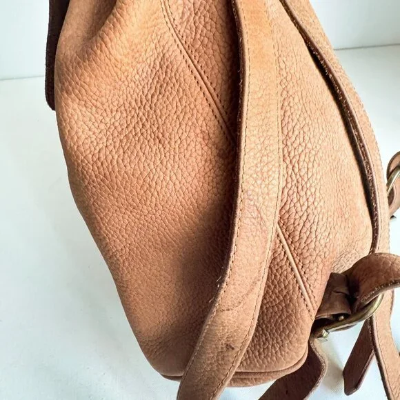 Vintage Y2K Guess Brown Pebbled Leather Medium Backpack